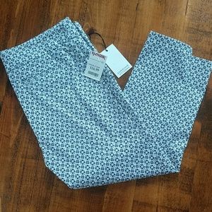 Adrienne Vittadini Capri Pants